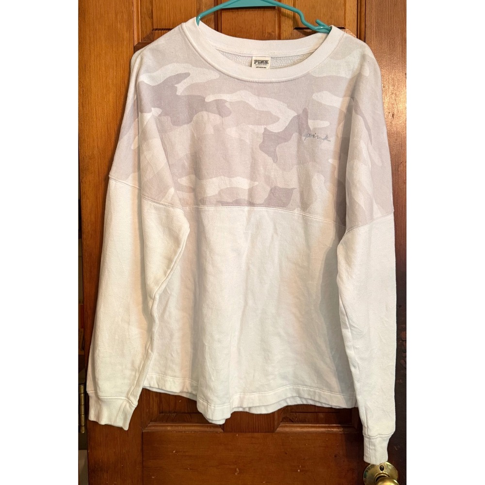 Pink Victoria's Secret Camo Crewneck Sweatshirt White Lavender Small